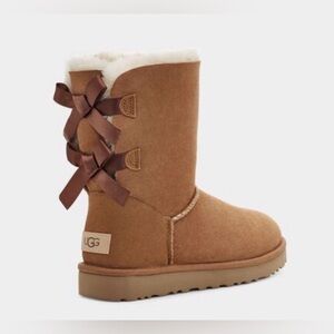 UGG Girls Bailey Bow Boot Shoe Brown Short Sheepskin Suede Leather Shearling 3